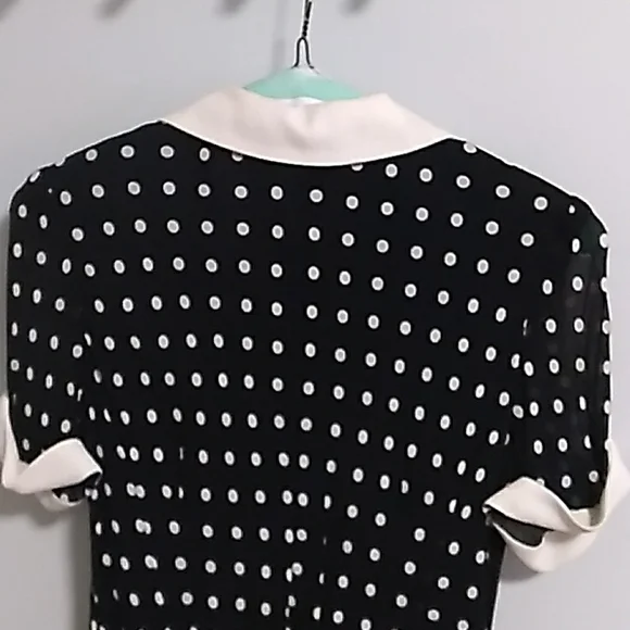 Dress ๐ - Picture 4 of 9